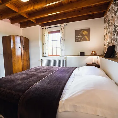 Maison D'hôte La Grange Aux Ayres Maison d'hôtes Olloix